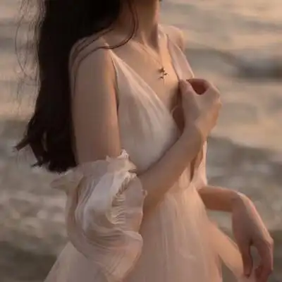 女生头像#部位"就做一阵风吧,有温柔也有英勇.