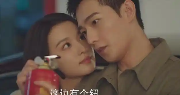 《微暗之火》太暴露惹争议,网友果断投诉下架,央视也看走眼!