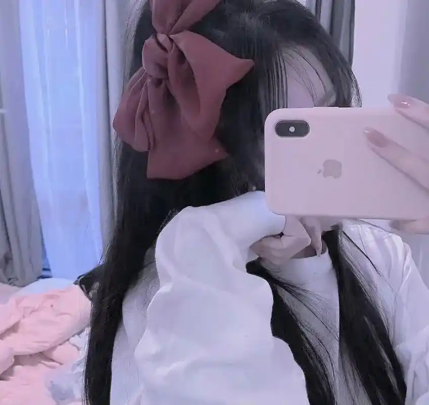 头像手机挡脸女头像点点关注吧