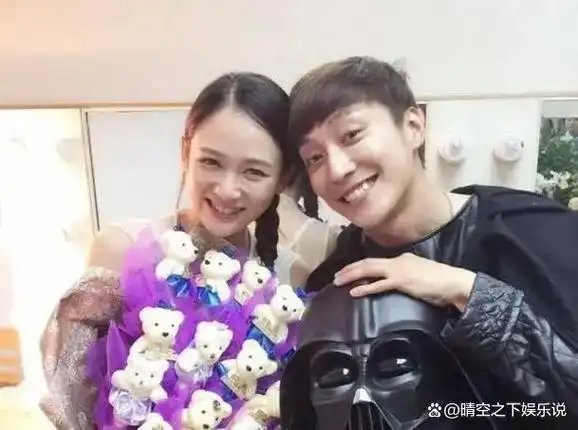 在当时的剧组中,陈乔恩并没有太多的朋友,而乔任梁却是少数主动和她