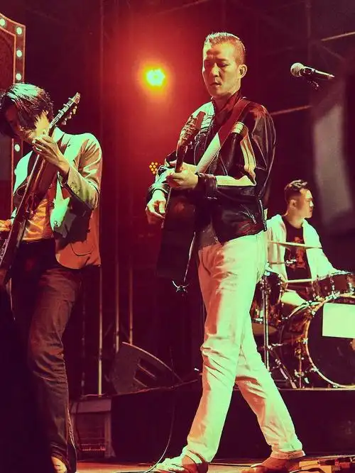 p>《县城记》是 a target="_blank" href="/item/五条人/7435730"