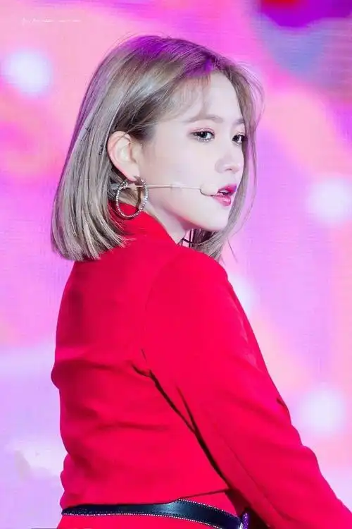 韩网反应很好的redvelvetyeri短发造型