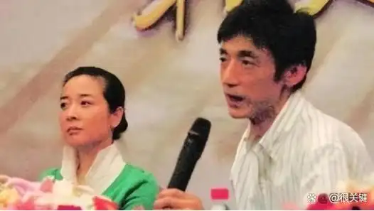 陈小艺:结婚25年分居14年,多次出轨小鲜肉,丈夫坐轮椅也不离婚