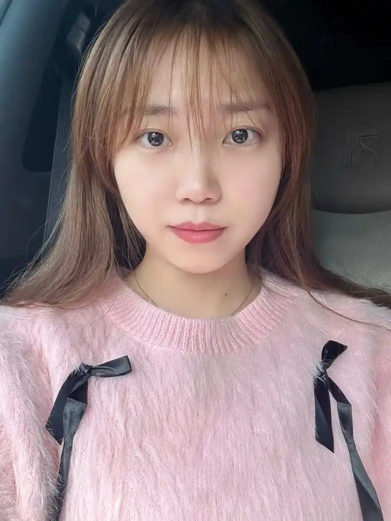 素颜出门 不必陷于容貌焦虑 与自己和解.女生把钱花在脸上是真 - 抖音