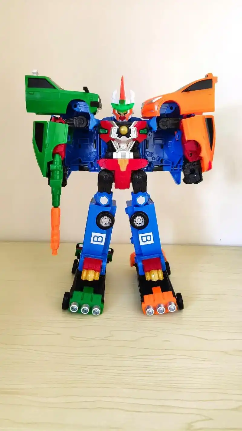 咖宝车神重工战队系列变形金刚机器人田小咖超级创建巨人特警重装