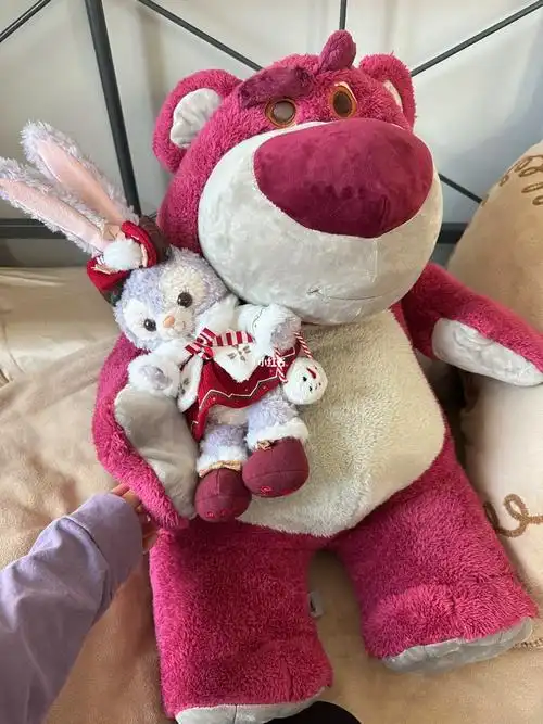 草莓熊来我家第一天就和星黛露搞到一起了