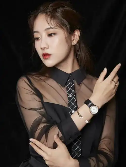 娱乐记忆 | 此间无事 岁岁年年 李艺彤|snh48|综艺_网易订阅