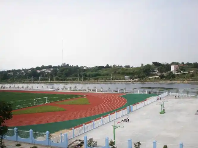 商城县高级中学