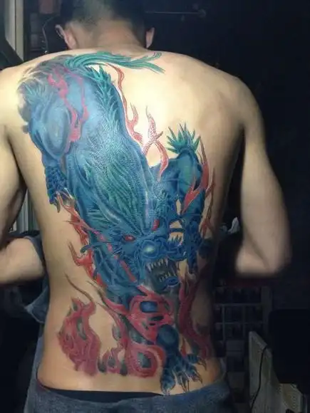 满背麒麟个性满背的神物tag标签:麒麟胸部霸气的麒麟纹身tag标签:后背