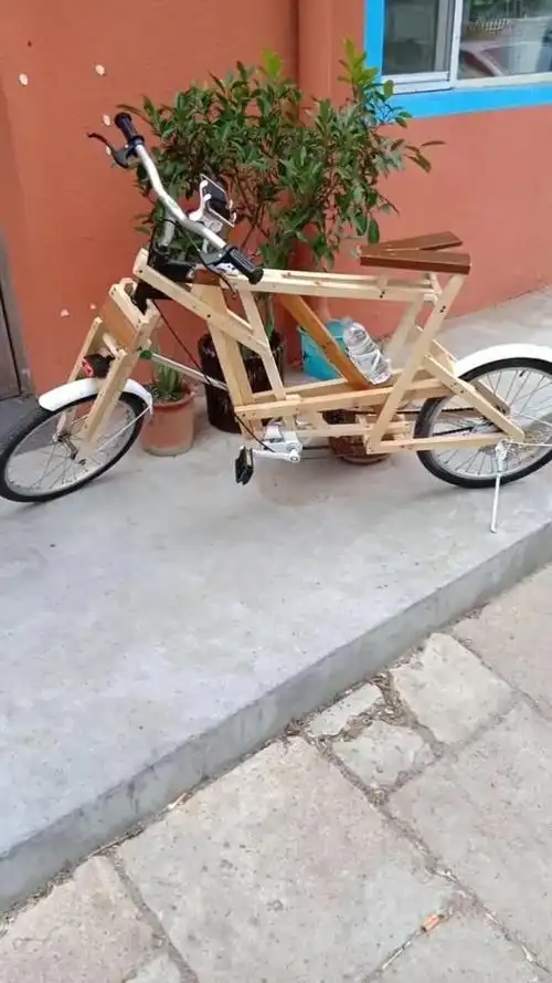 手工打造木质自行车,骑行起来非常舒适
