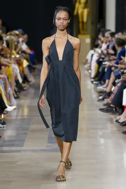 巴黎罗莎 (rochas) 2019春夏女装秀