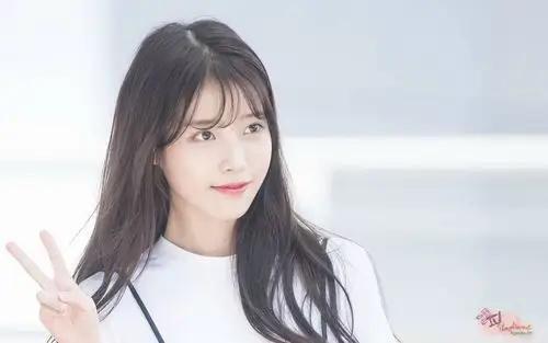全世界最好的国民女神 iu 李智恩 #壁纸 #头像