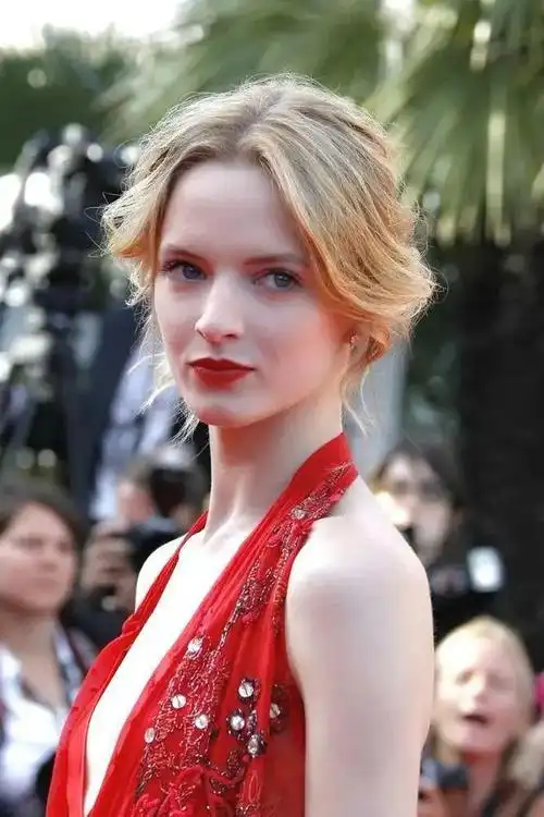 俄罗斯十大美女美到惊艳