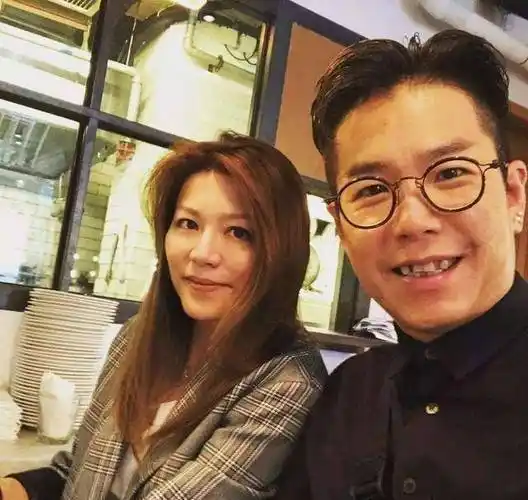 古惑仔林晓峰承认离婚!