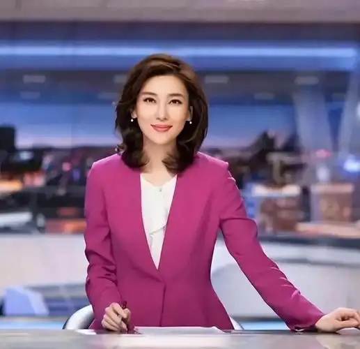 央视美女主持人李红:14岁辍学,18岁被父母逼婚,她都经历了什么