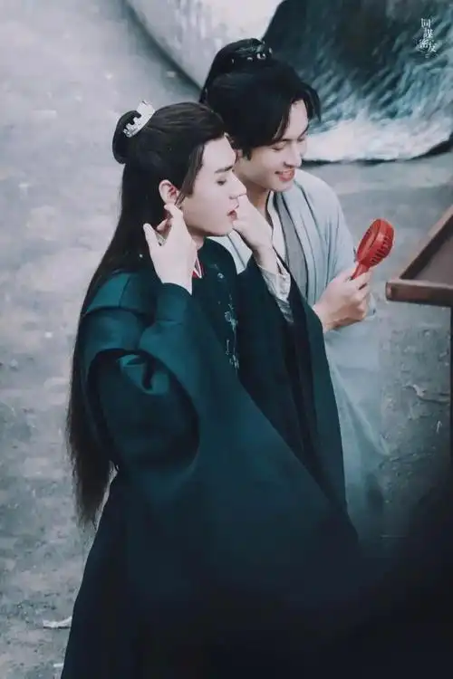 双男主剧的内卷时代真的来了!《山河令》之后,又有两部加速冲刺