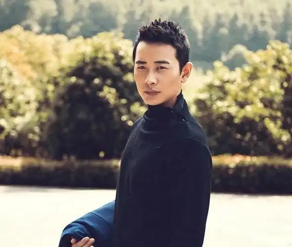 罗晋,媳妇是拍戏拍来的,结婚四年宠成宝,表示余生定然不会辜负