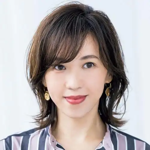 40-50岁左右女人最适合的短发,时髦精致还很优雅|发型|刘海|烫发|发尾