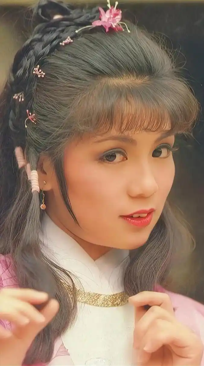 不同版本的黄蓉,形象演技各有千秋,黄蓉这个人物形象,在观众的记忆中