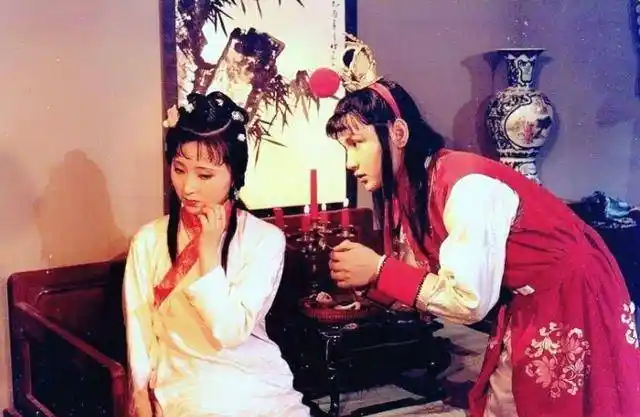 写的不是宝黛爱情,很多人没明白曹雪芹深意_贾宝玉_判词_黛玉