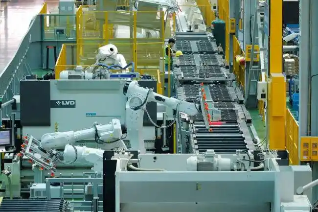 奥的斯机电新生产线投产