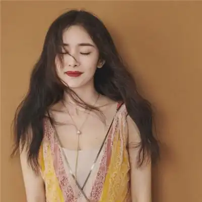 杨幂最新头像好看杨幂时尚写真图片