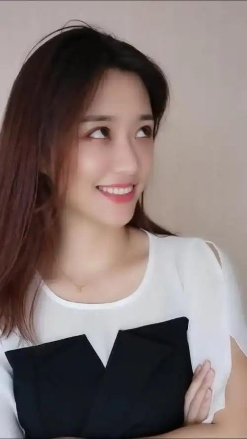 她就是"三妮阿姨",来自山东滨州,她的长相也代表着一部分山东妹子的