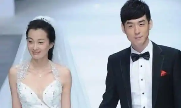 徐梵溪个人资料 她曾和知名导演徐佳宁有过一段婚姻_因为_爸爸_绯闻