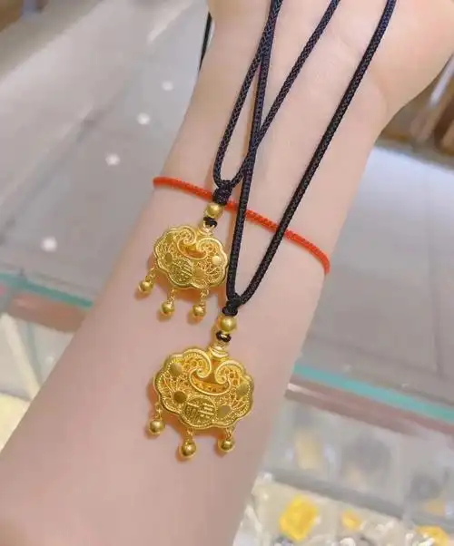 老凤祥古法吊坠