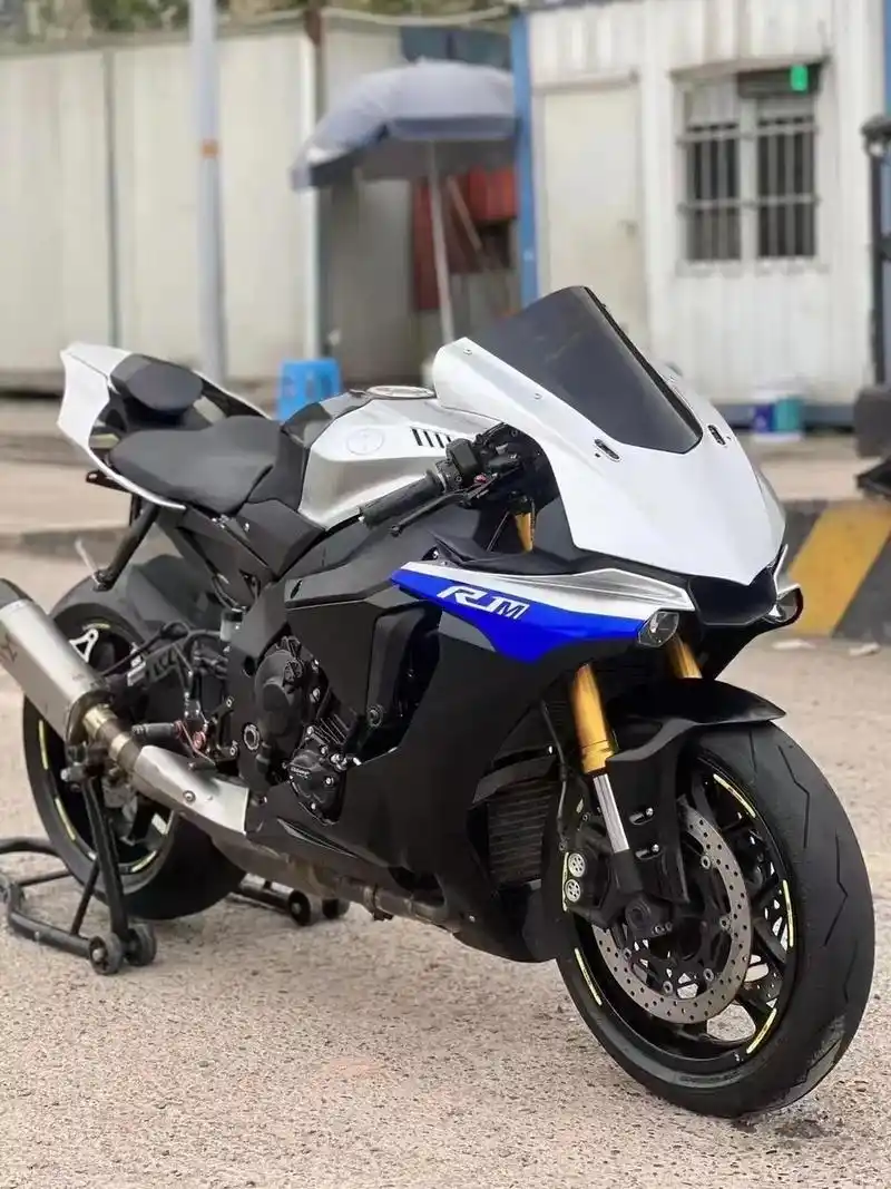 最新到家2018年雅马哈r1 原灯 全套r1m版 高配abs - 抖音