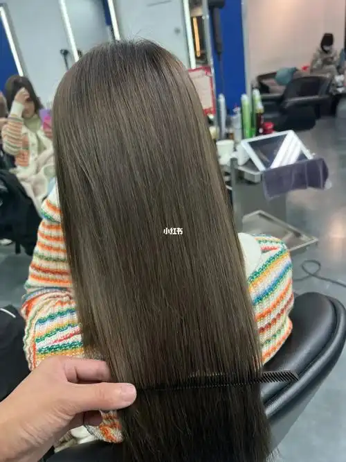 最喜欢的发色之一 冷棕亚麻色