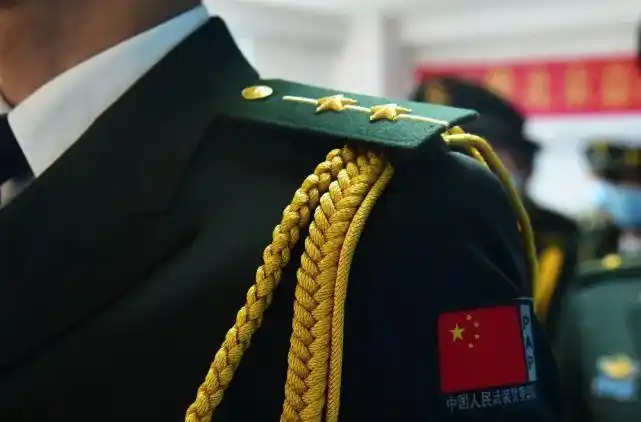 仪式是军人负重前行路上的脚印每一场仪式都珍藏着军人最美好的记忆每