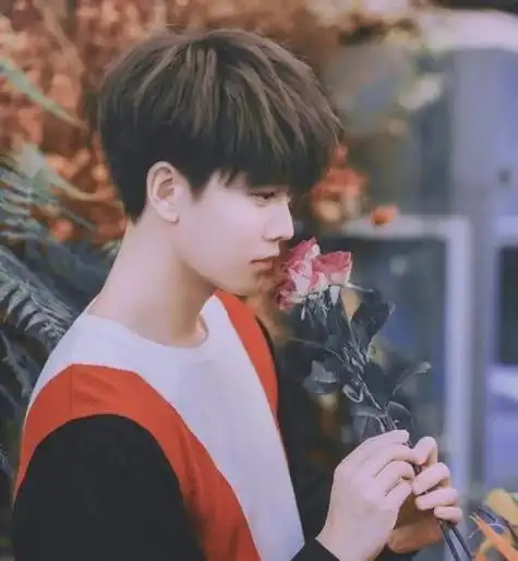 爱豆头像任嘉伦