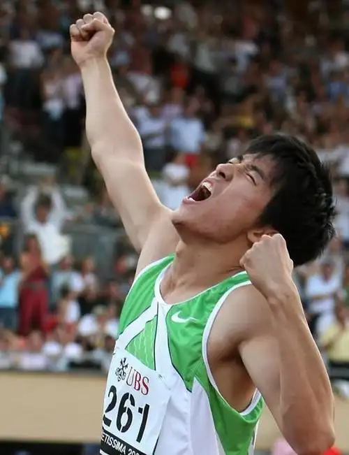 知情人刘翔长期在国外旅行靠终身合同养老与2婚妻子将生娃