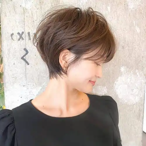 40到60岁的女性,短发这样整,很美很减龄_发型_魅力_时尚