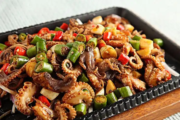 铁板八爪鱼图片_铁板八爪鱼高清图片_全景视觉