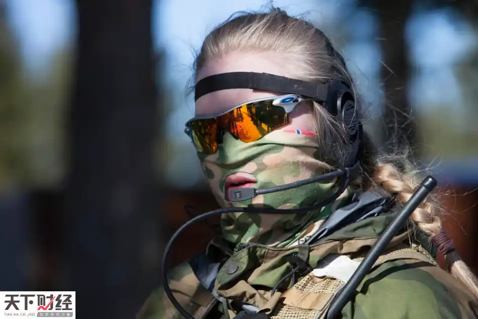 全球首支纯女性特种兵部队组建