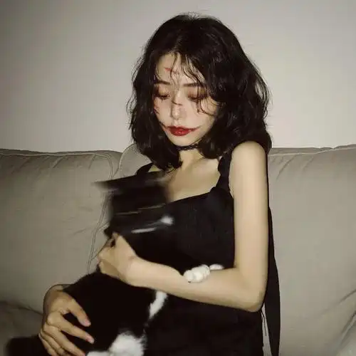 女生头像 自截 二转注明出处:文清