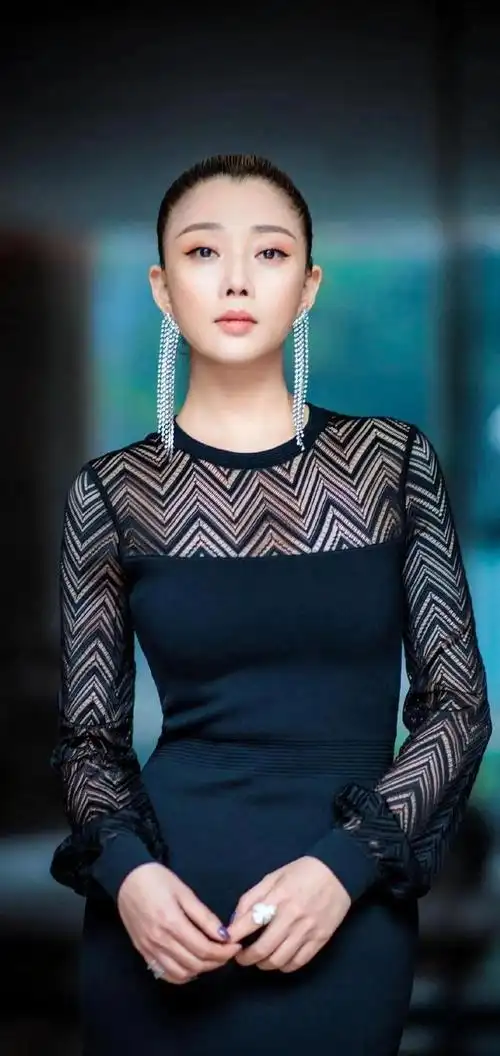 女神殷桃绝世美女_网易订阅