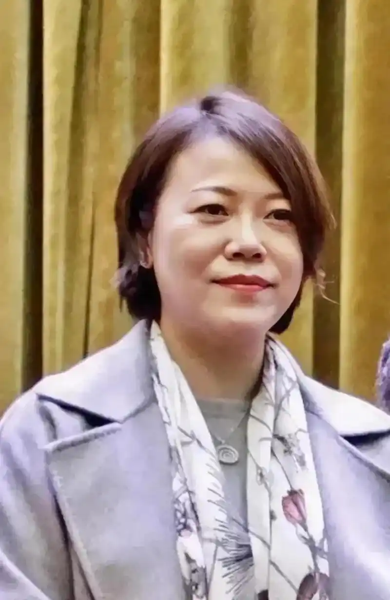 杨惠妍卸任碧桂园董事长,怎么,这是分红分够了,套现也套的差不多了