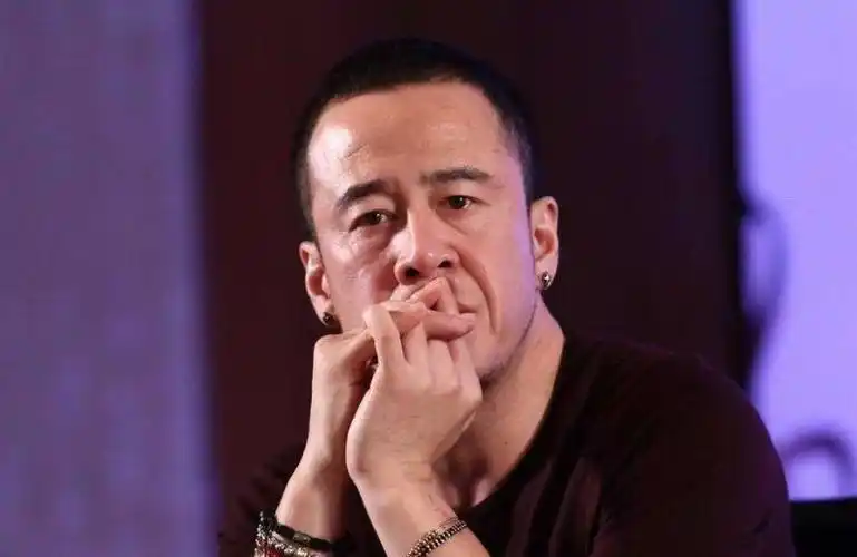 《惊雷》被众多人演绎,它是好是坏?芒果台声丁文山也参与活动