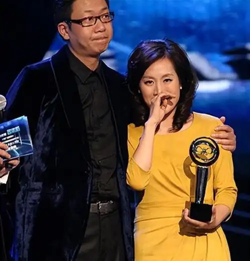 东方卫视知名主播何婕丈夫是林海曾陷入离婚谣言现状如何