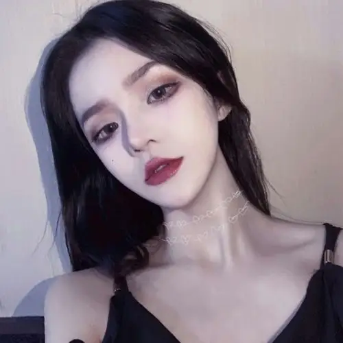 念七网红御姐女生头像