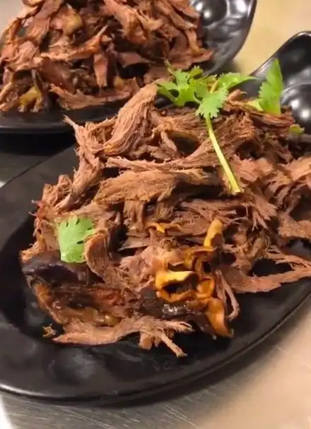 接下个视频,锡纸手撕猪心成品#烧烤