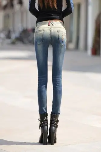 秋季新品女式修身弹力小脚铅笔裤 韩版低腰显瘦破洞牛仔长裤c6003