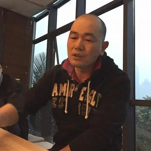 p>谢国民,男,曾任 a target="_blank" href="/item/中国音乐集团