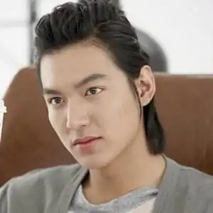 长发烫发发型图片 edf40wrjww2news_table:content男生方脸留什么发型