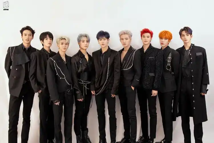 历届青创男团合照(李涛,会护楼)