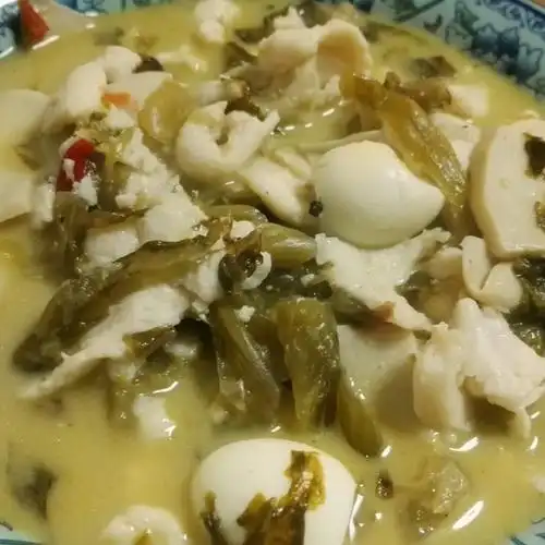 草裙大灰狼做的酸菜龙利鱼