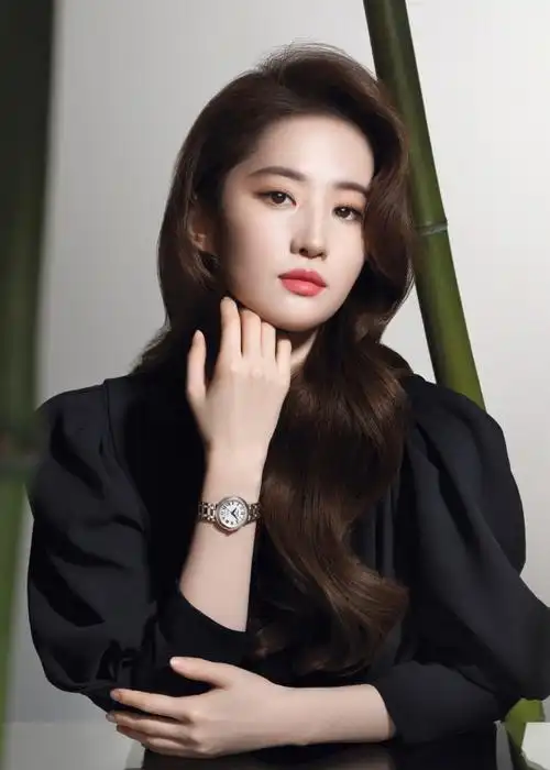 ai换脸成杨幂刘亦菲卖减肥茶